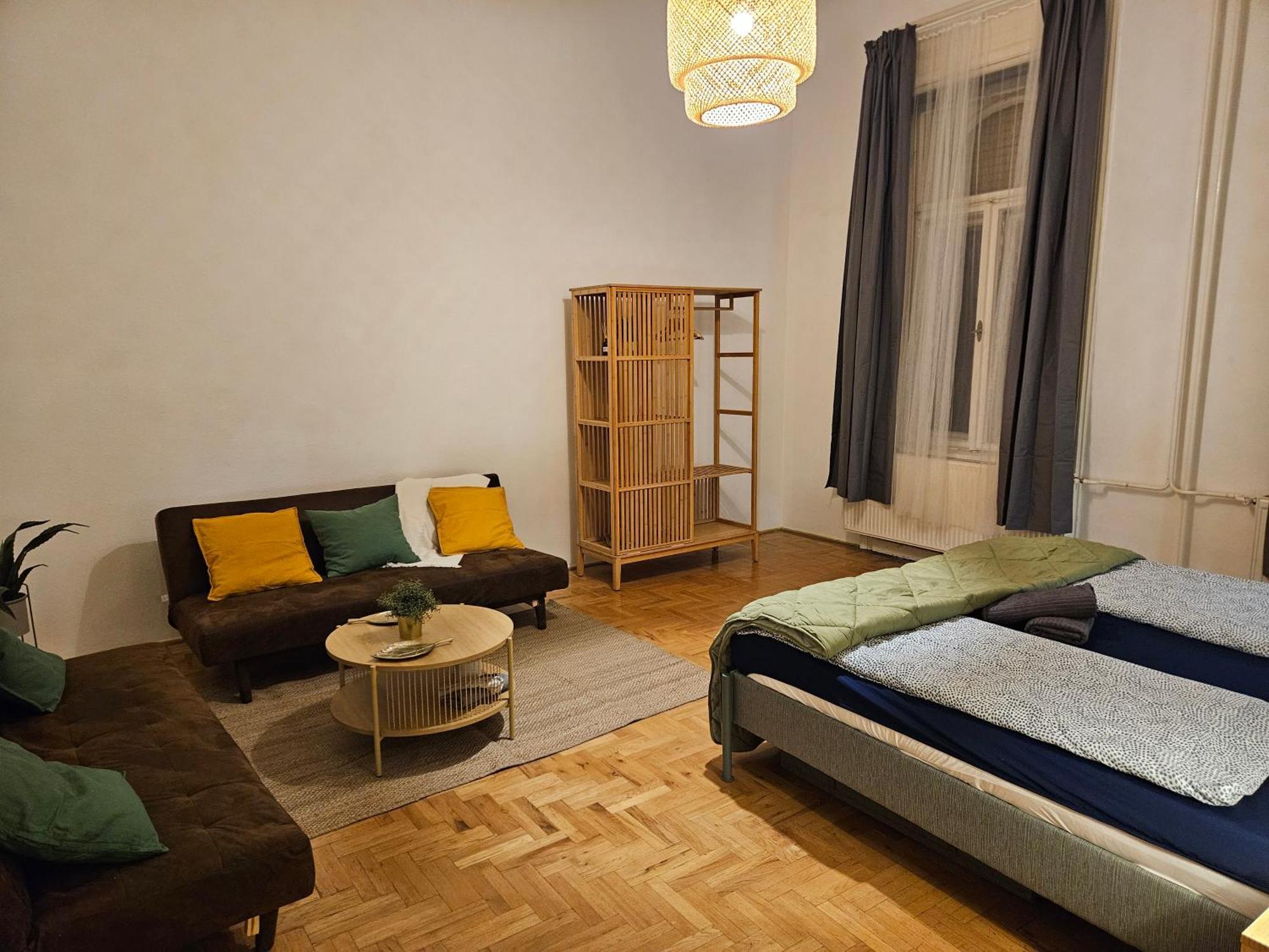 Downtown Gem Hostel Budapest