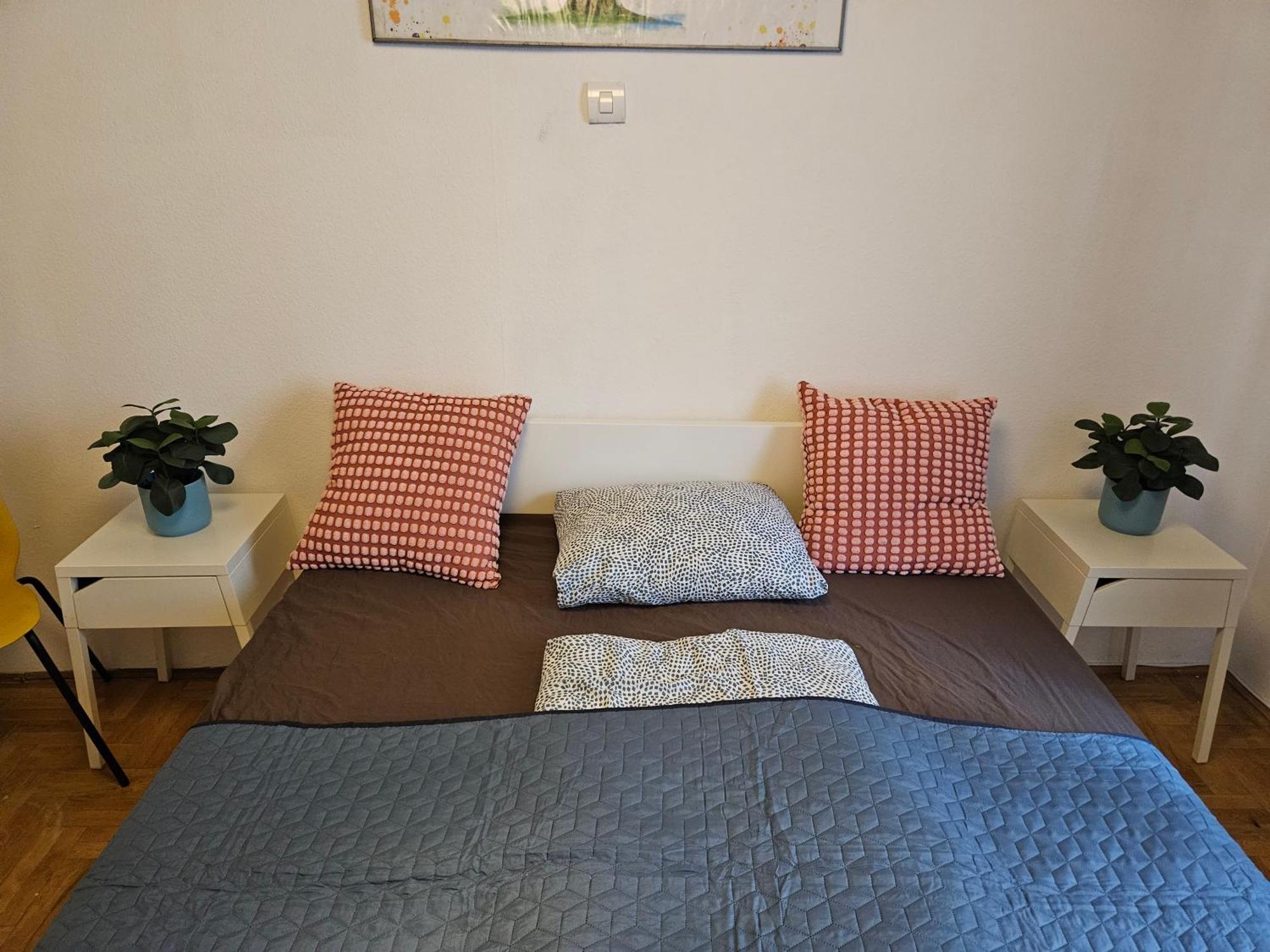Downtown Gem Hostel
